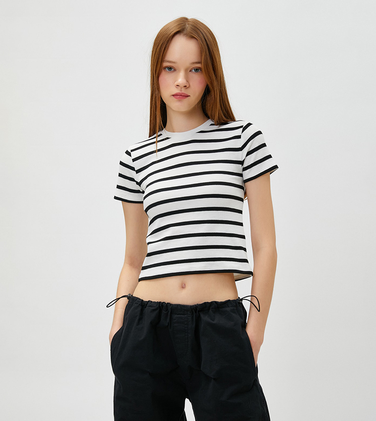 Koton Mädchen T-Shirt – Crop Oversized Mit Rückendruck, Rundhals, Farbe Ecru, Größe 6/7 Jahre