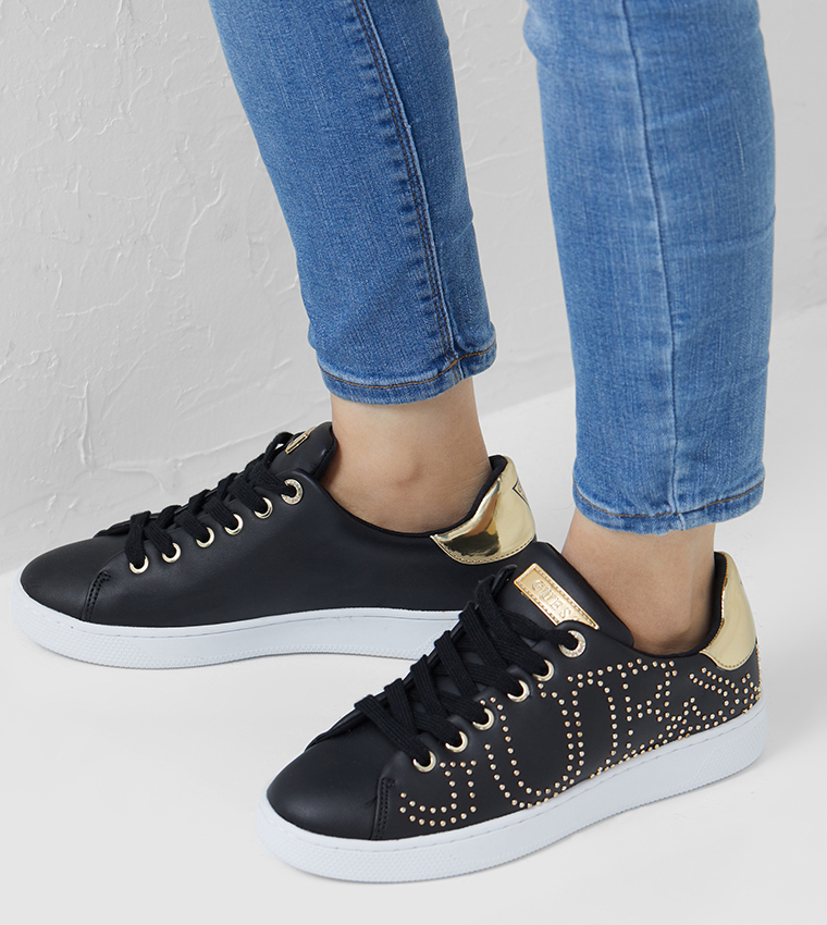 Low Top Sneakers Black