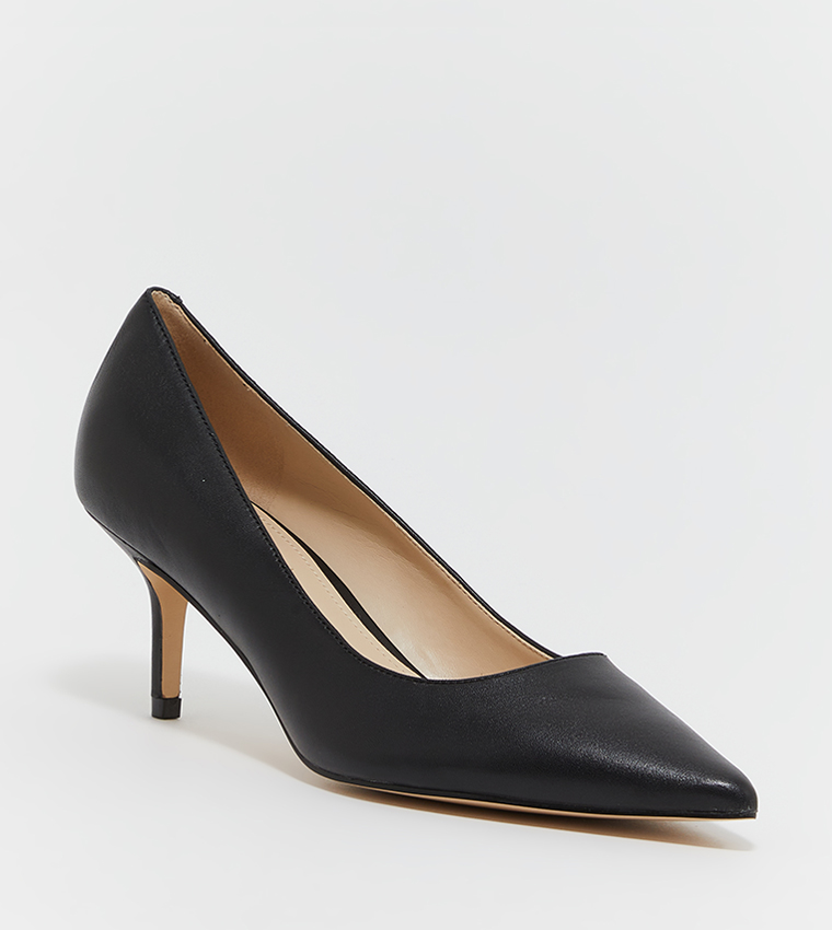 Buy Nine West ARLENEFW22 Pointed Toe Kitten Heel Pumps In Black 6thStreet Kuwait
