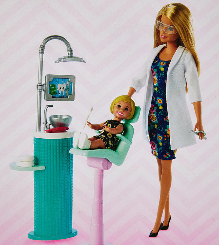 Barbie career top playset