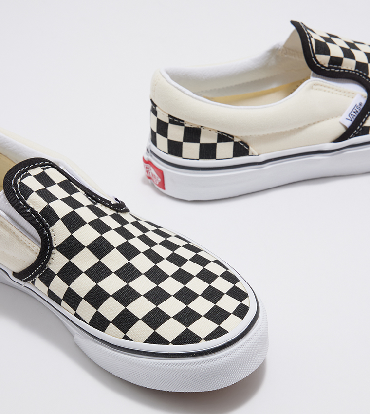 Checkerd vans slip ons clearance