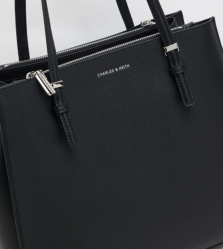 SANSA Textured Tote Bag