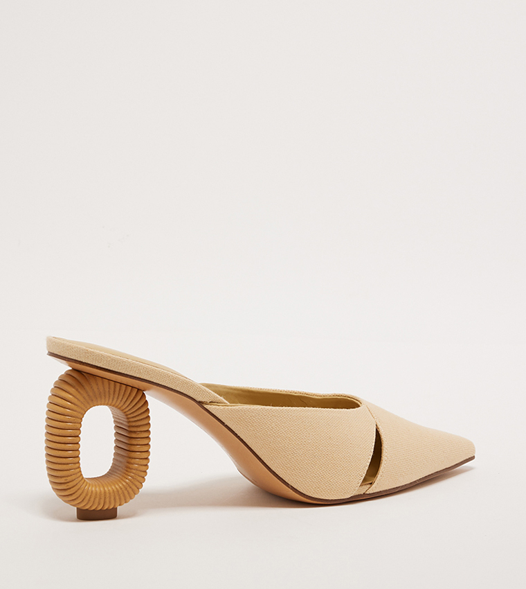 Linen Cut-Out Sculptural-Heel Mule Pupms