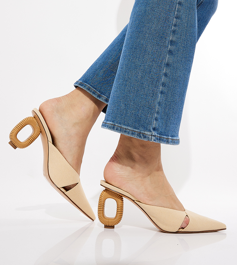 Linen Cut-Out Sculptural-Heel Mule Pupms