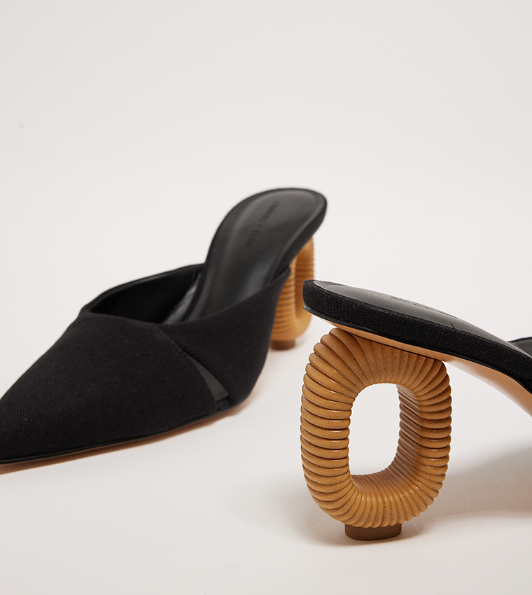 Linen Cut-Out Sculptural-Heel Mule Pupms