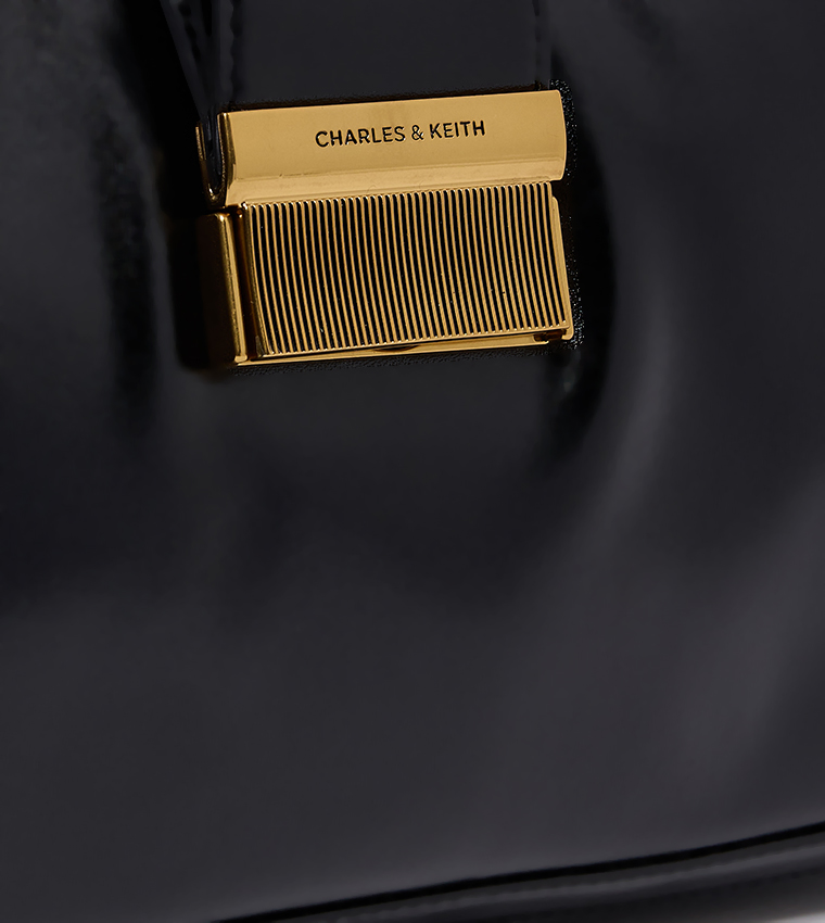 CHARLOT Textured Hobo Bag