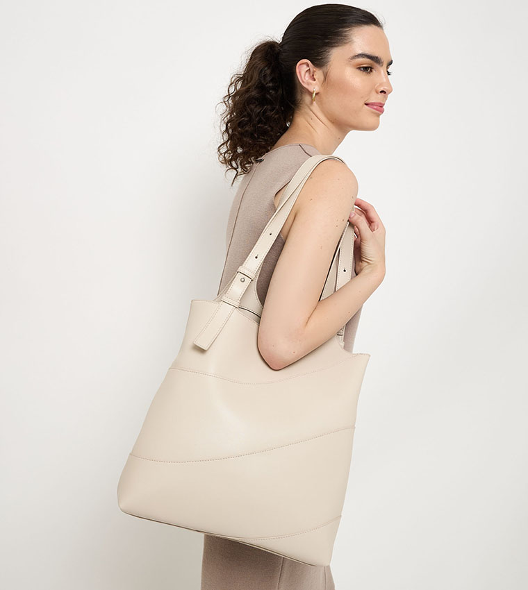 TRIN Textured Shoulder Bag with Pouch