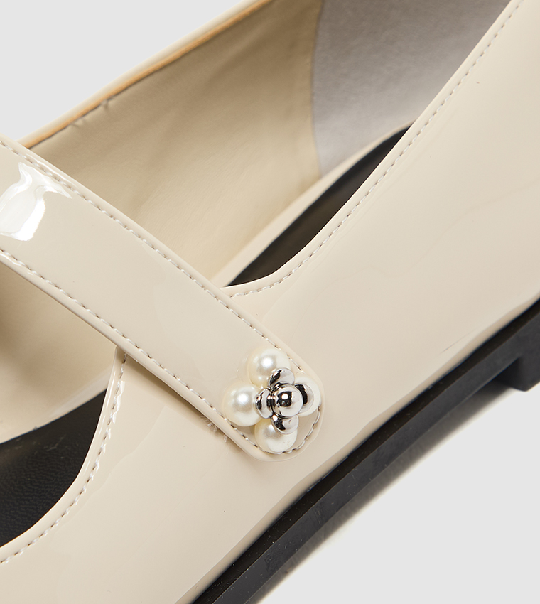 Patent Pearl Detail Buckle Cap Toe Mary Janes