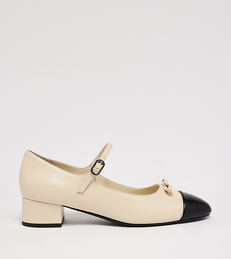 Bow Detail Cap Toe Mary Jane Pumps