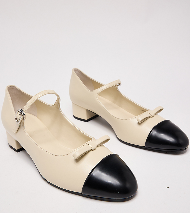 Bow Detail Cap Toe Mary Jane Pumps