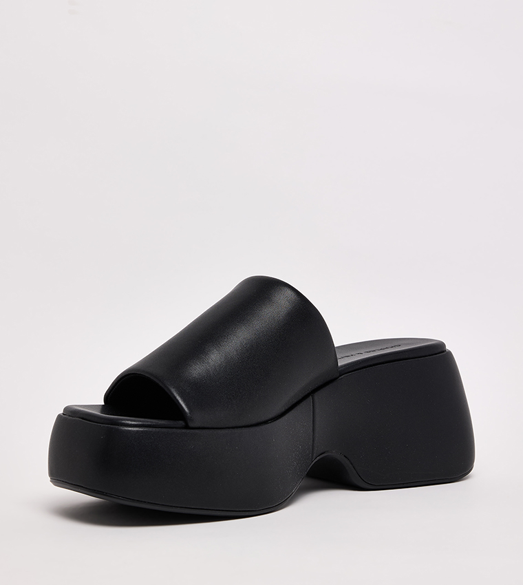 Square Toe Chunky Heeled Sandals
