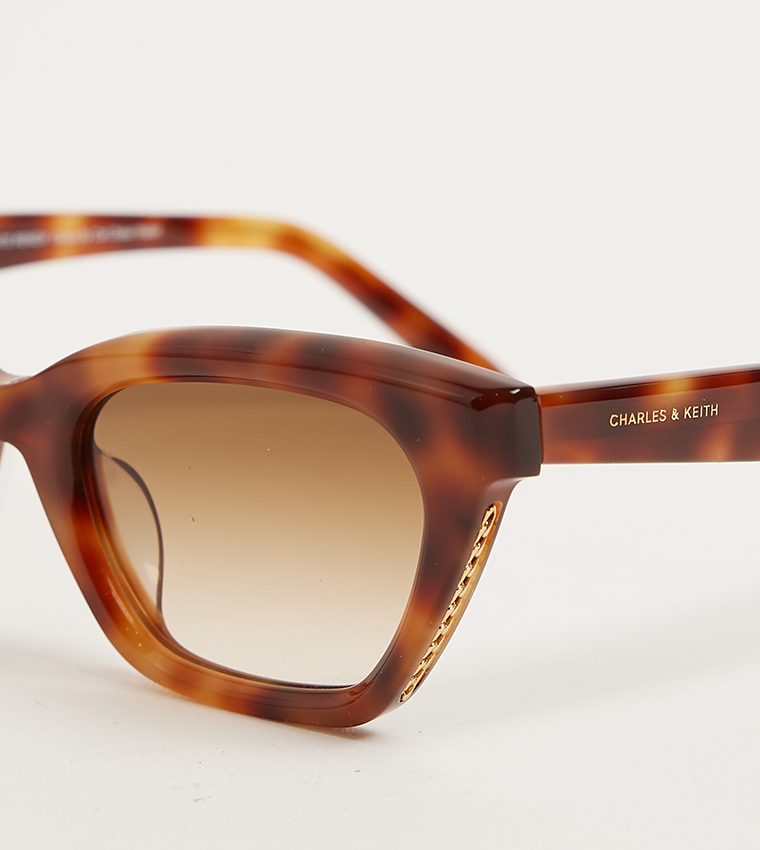 VESTA Tortoiseshell Angular Cat-Eye Sunglasses