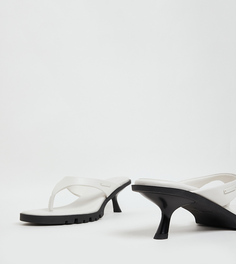 Textured Toe-Post Heeled Sandals