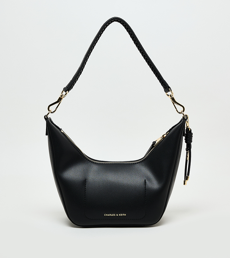 EVERLEIGH Textured Shoulder Bag