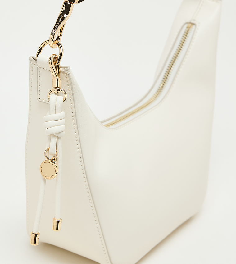 EVERLEIGH Textured Shoulder Bag