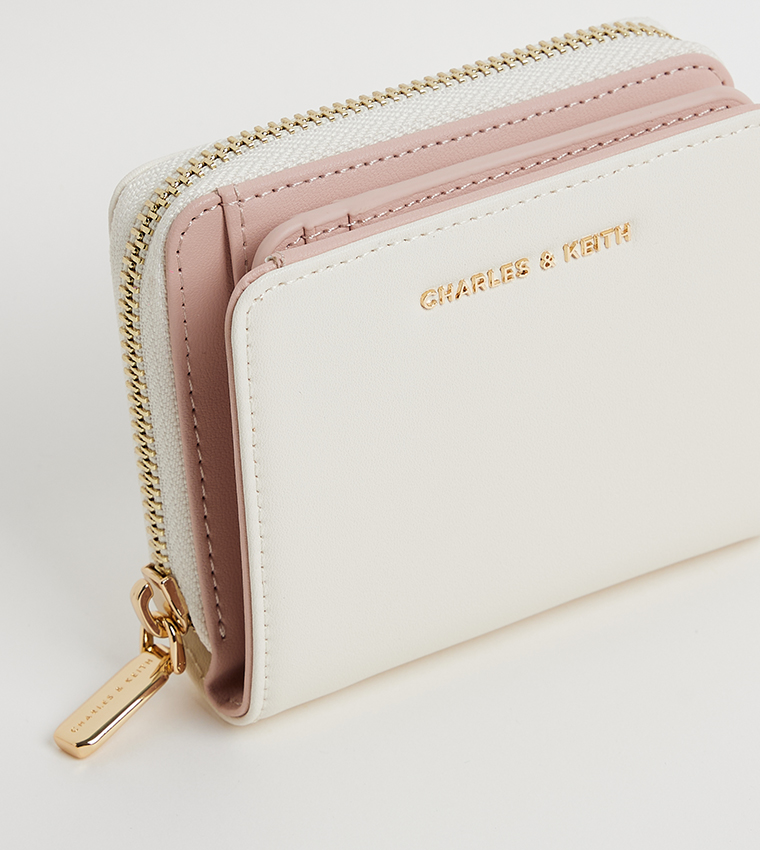 FINLEY Textured Mini Wallet