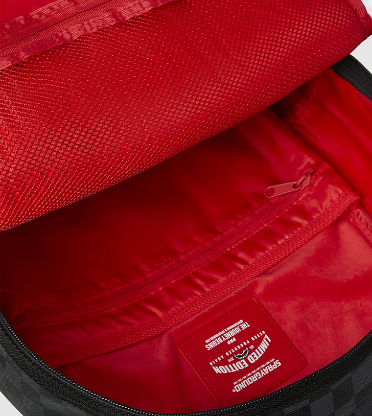 شنطة ظهر بطبعة 