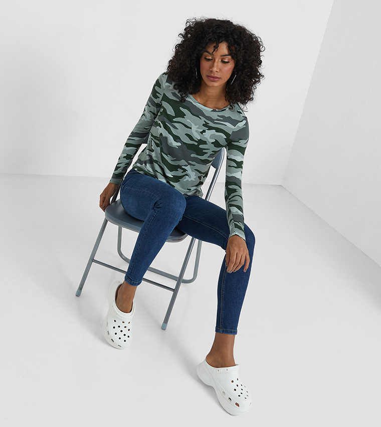 Long Sleeve T-Shirt