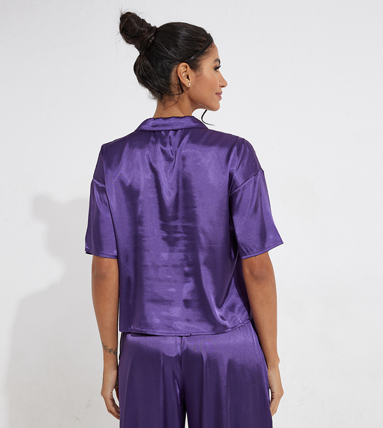 Solid Short Sleeves Shiny Lounge Shirt