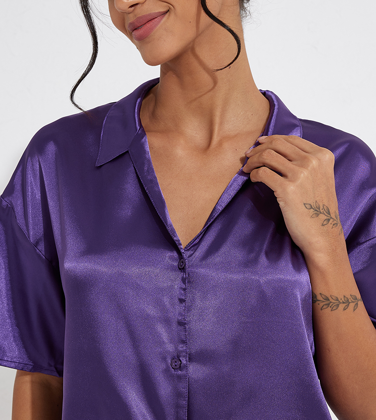 Solid Short Sleeves Shiny Lounge Shirt