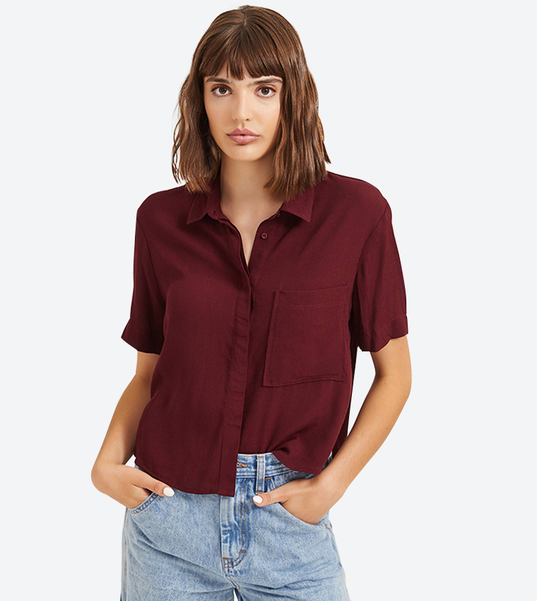 Dark red shirt hotsell