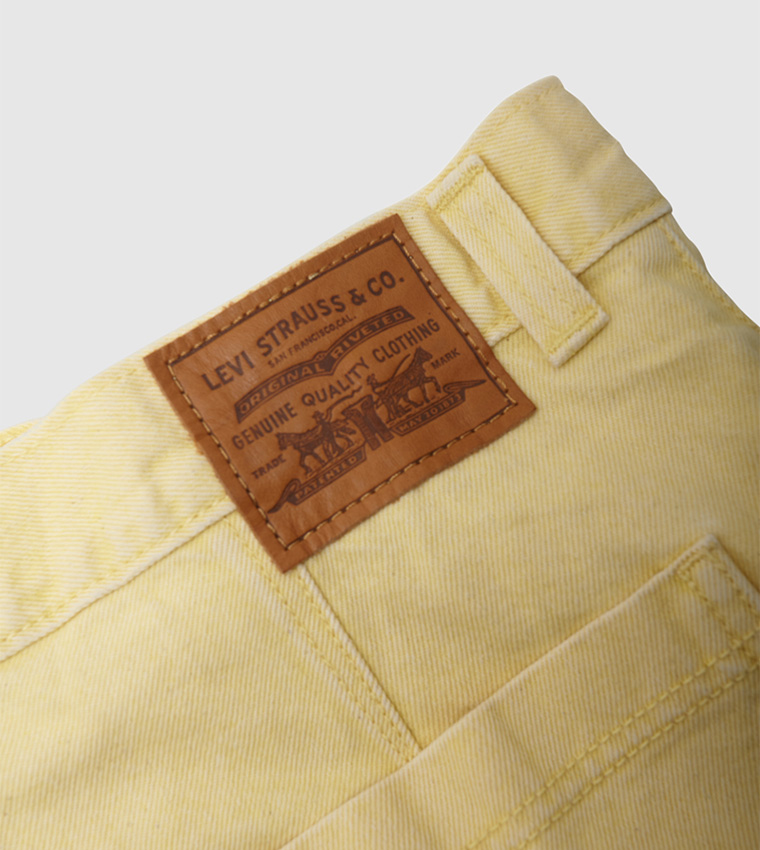 yellow levi shorts