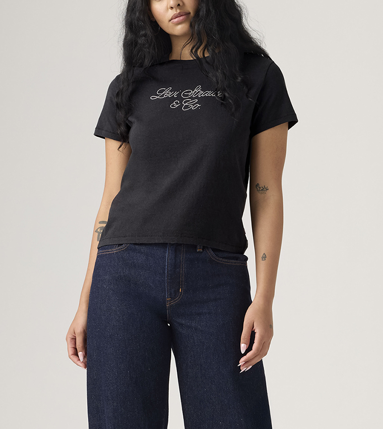 تيشيرت كم قصير 