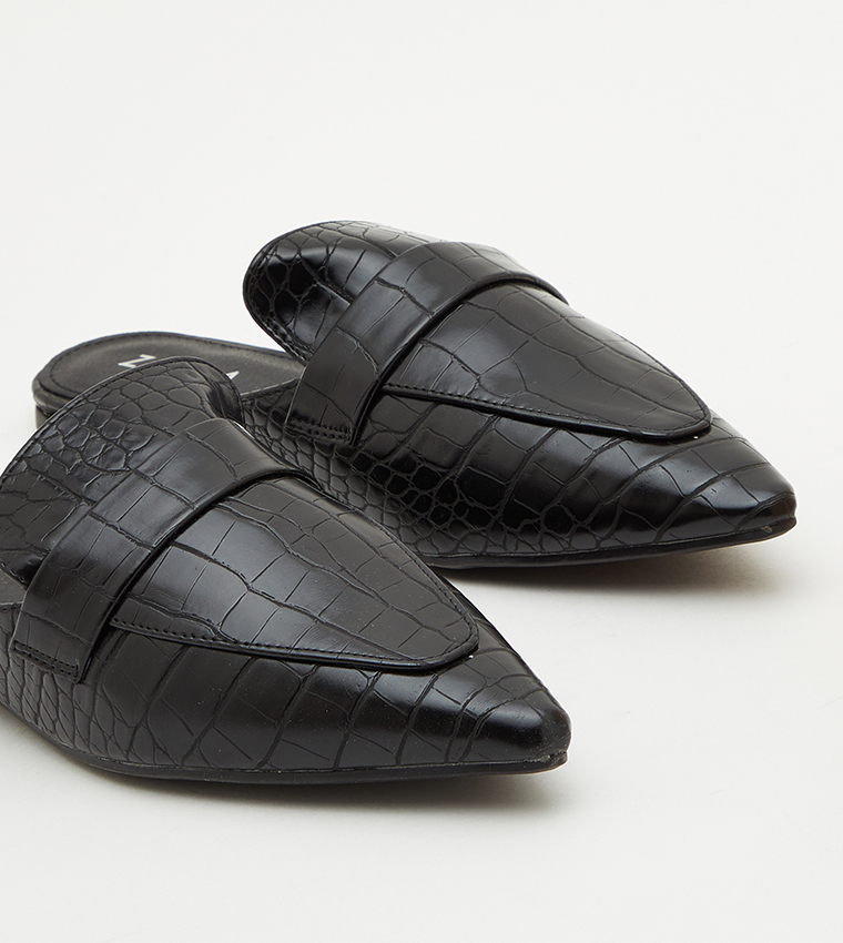 Textured Pointed Toe Mules