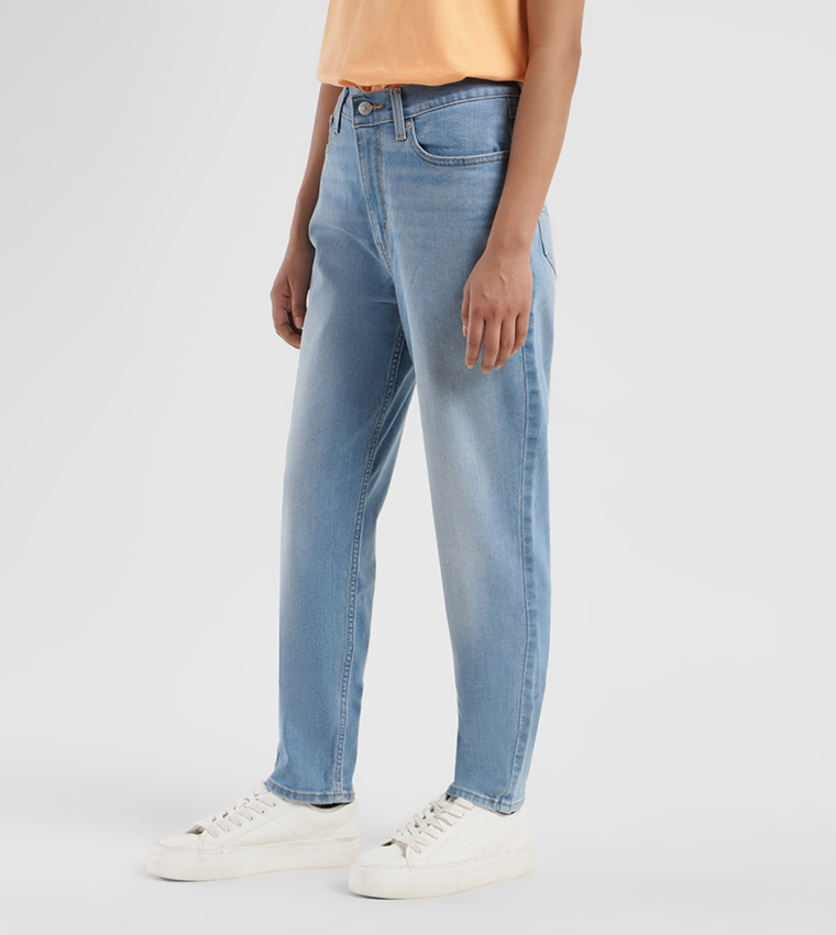 High Rise Mom Loose Tapered Fit Jeans