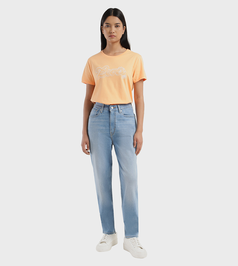High Rise Mom Loose Tapered Fit Jeans