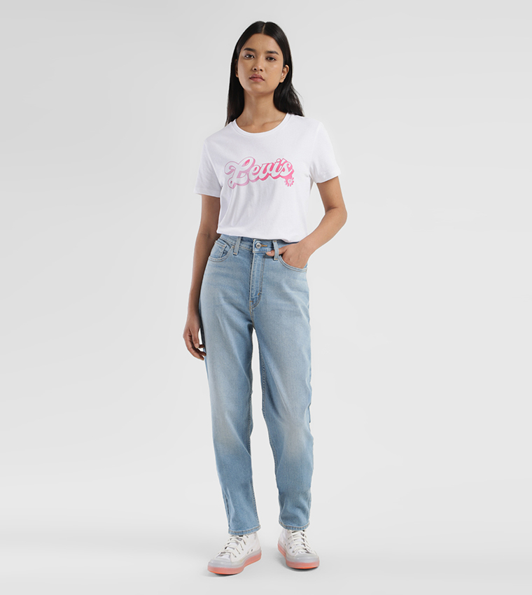 High Rise Mom Loose Tapered Fit Jeans