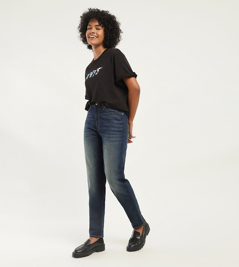 High Rise 80's New Mom Relaxed Tapered Fit Jeans