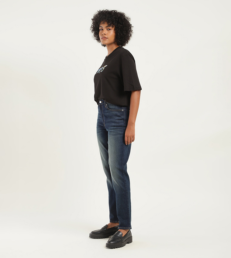 High Rise 80's New Mom Relaxed Tapered Fit Jeans