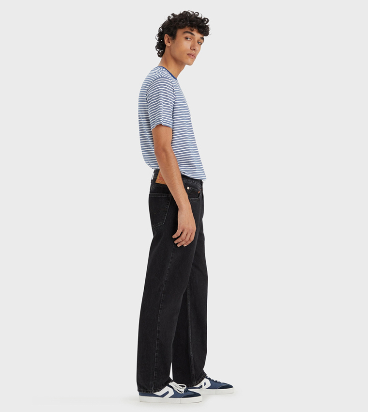565™ Straight Fit Jeans