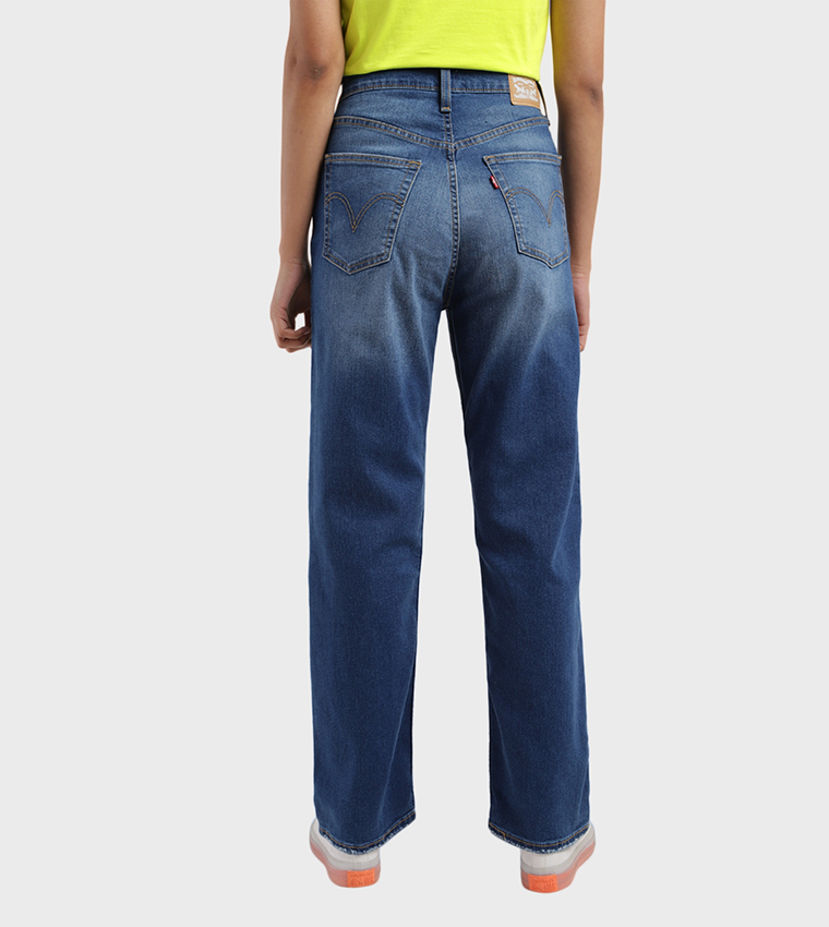 High Rise Ribcage Straight Fit Jeans
