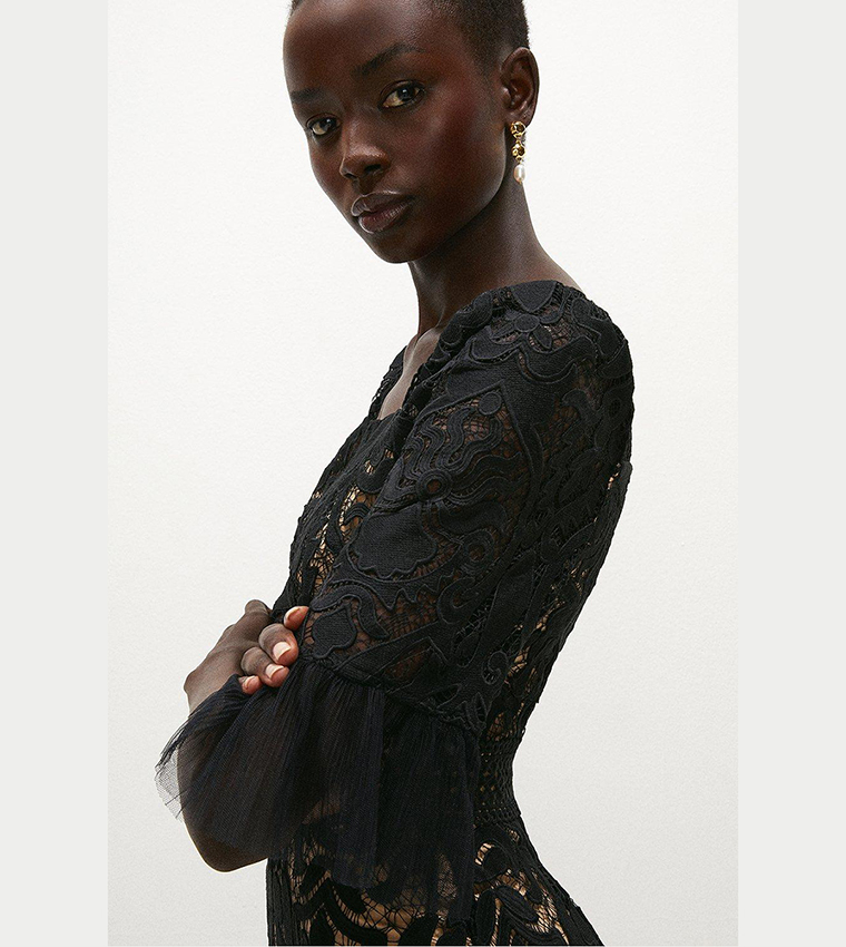 Buy Coast Long Sleeves Tiered Lace Dress In Black | 6thStreet UAE