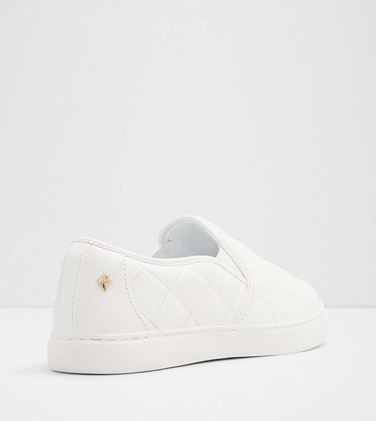ACEEN Quilted Slip-Ons