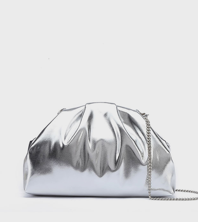 حقيبة كلاتش مزمومة 