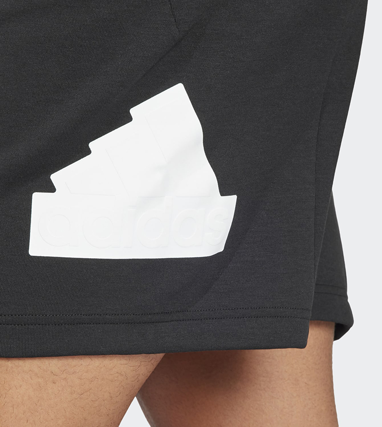 Future Icons Badge of Sport Active Shorts