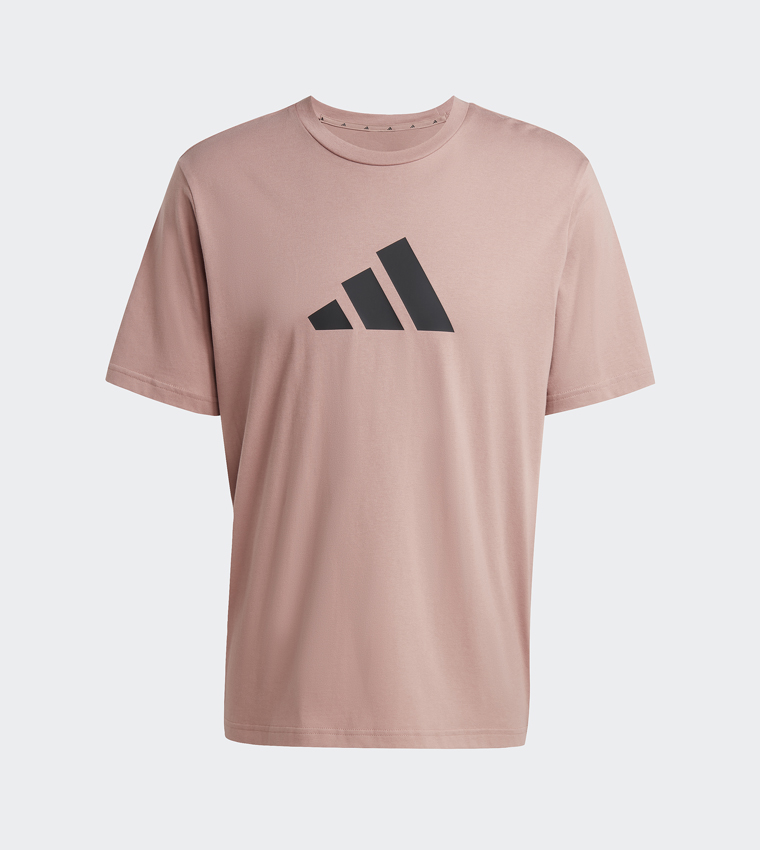 تيشيرت كاجوال بطبعة الشعار