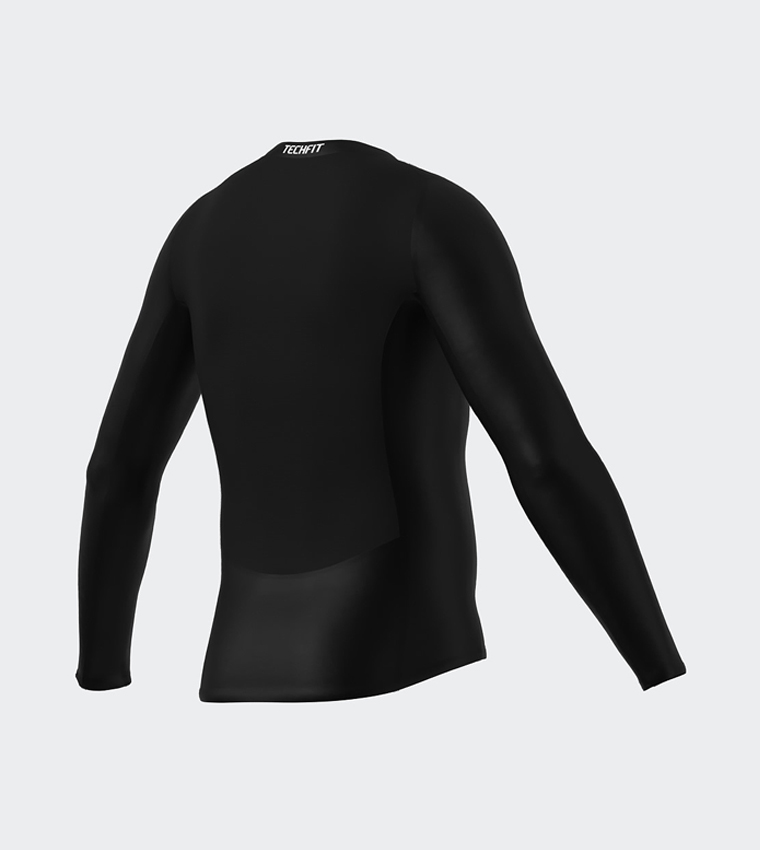 تيشيرت رياضي بأكمام طويلة 