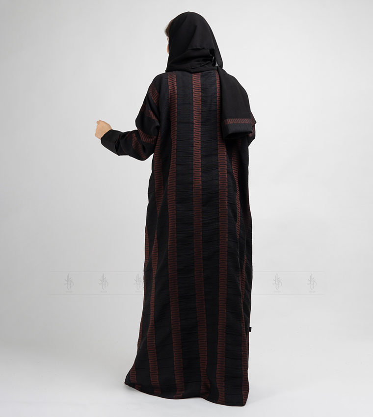 Sheila and store abaya