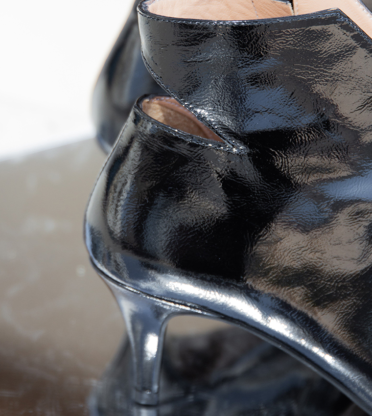 AINA Cut-Out Detail Ankle Boots