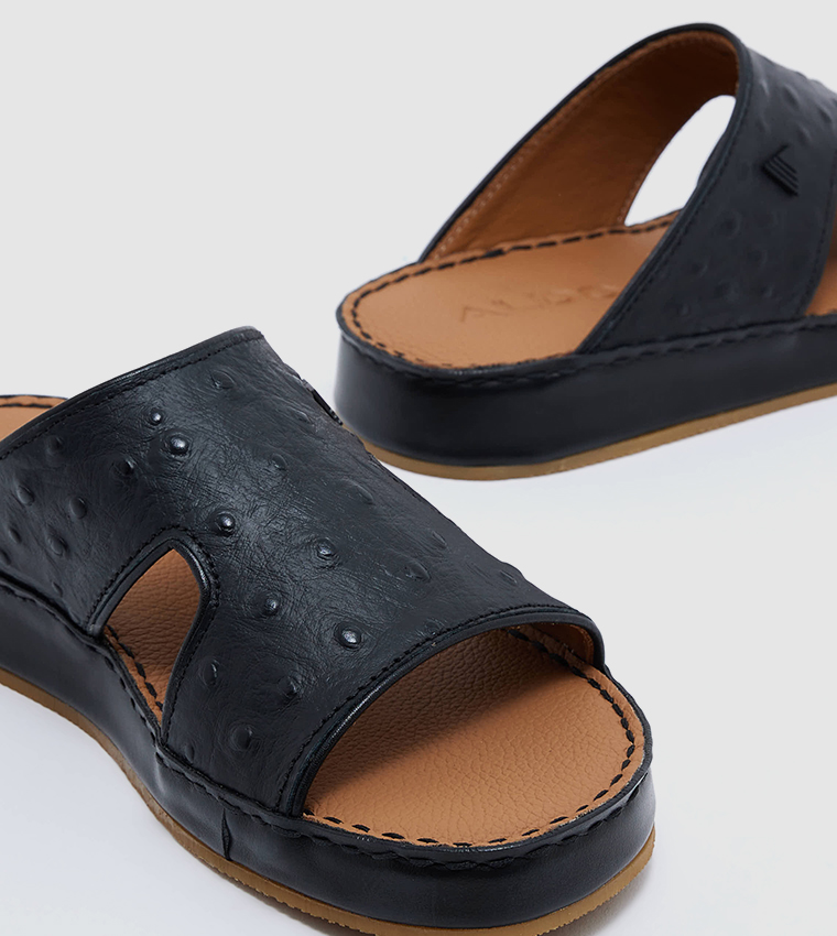 Textured Traditional Sandals