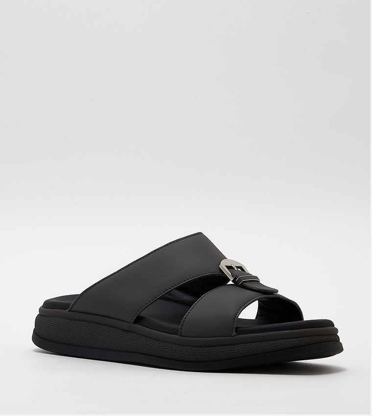 Textured Open-Toe Arabic Sandals