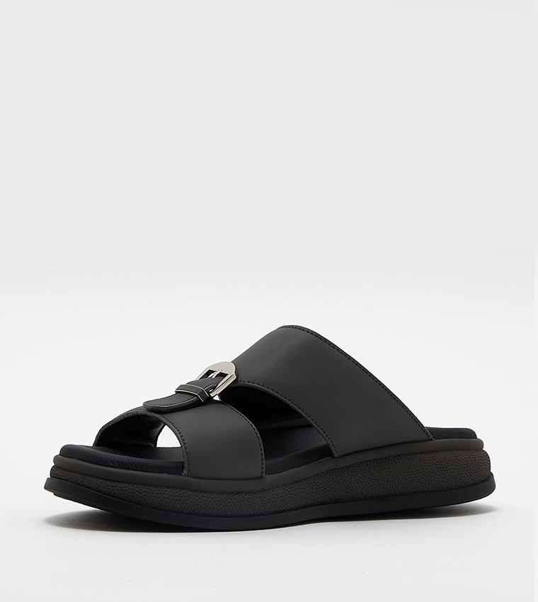 Textured Open-Toe Arabic Sandals