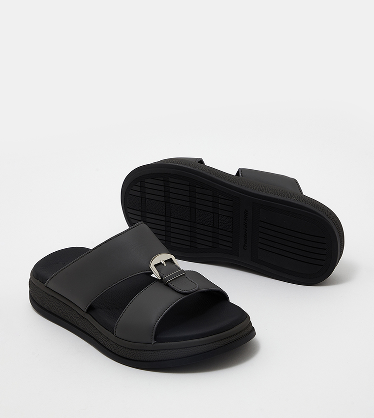 Textured Open-Toe Arabic Sandals