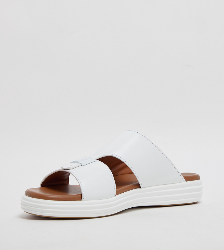 Textured Arabic Sandals