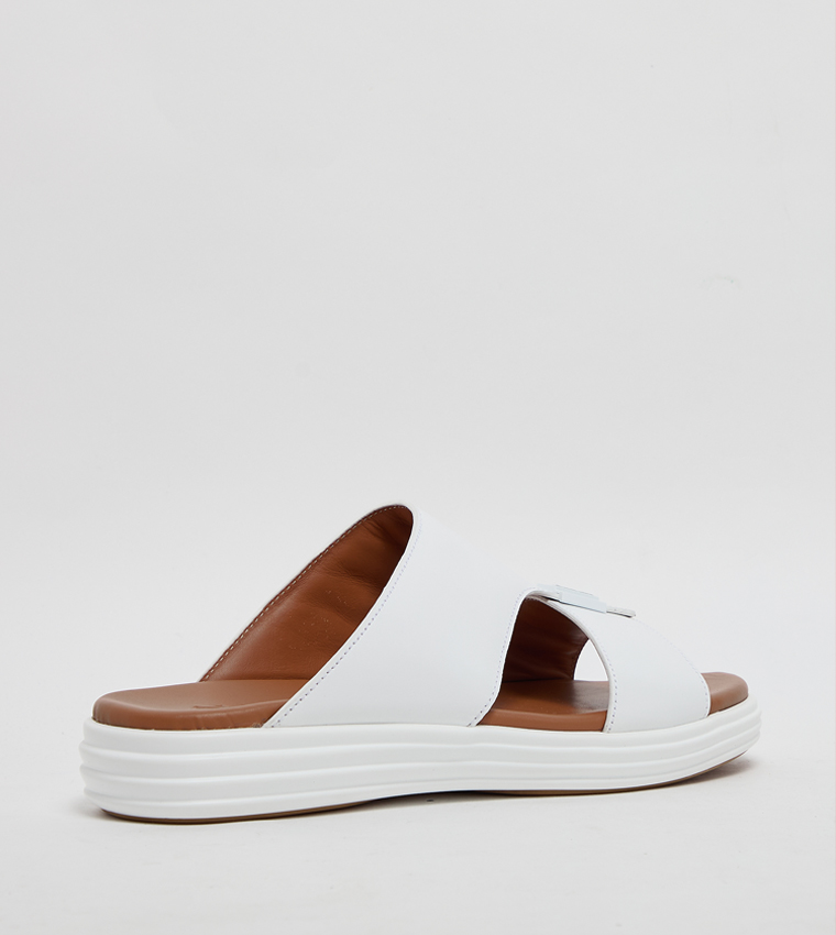 Textured Arabic Sandals
