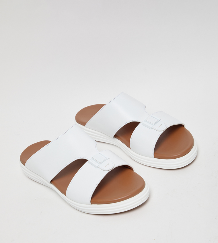 Textured Arabic Sandals